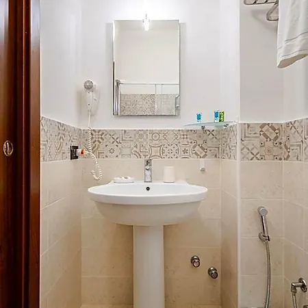 Panoramic Bed & Breakfast 3*