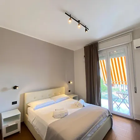 לינה וארוחת בוקר Panoramic סירקוזה